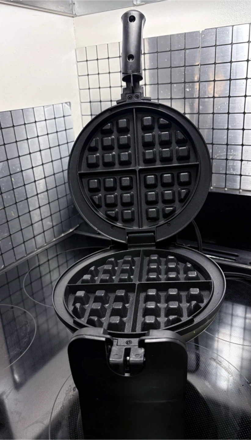 thinkkitchen Waffle Maker