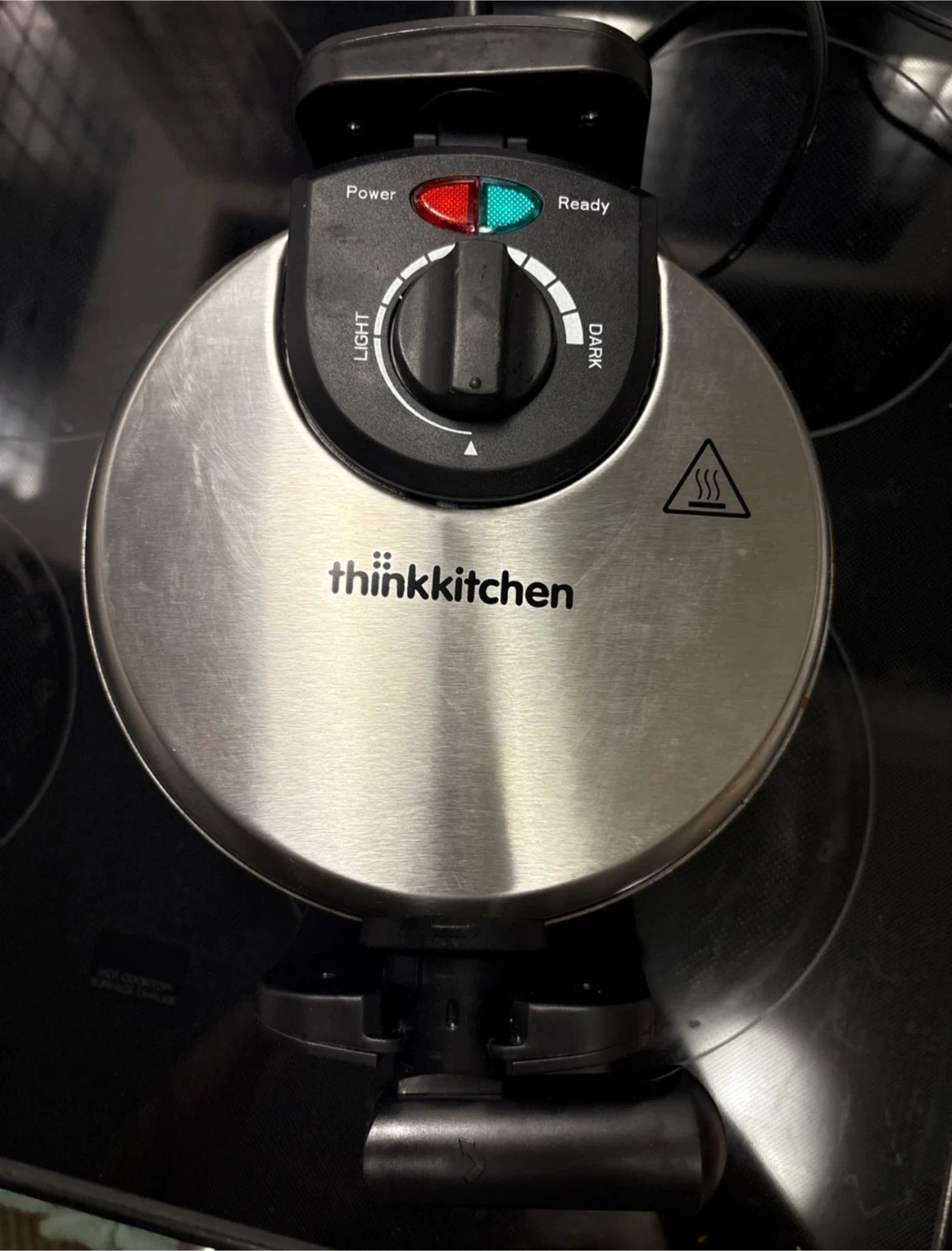 thinkkitchen Waffle Maker - photo 2