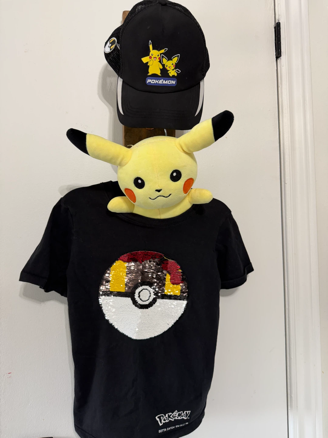 6/7 Pikachu Pokemon bundle