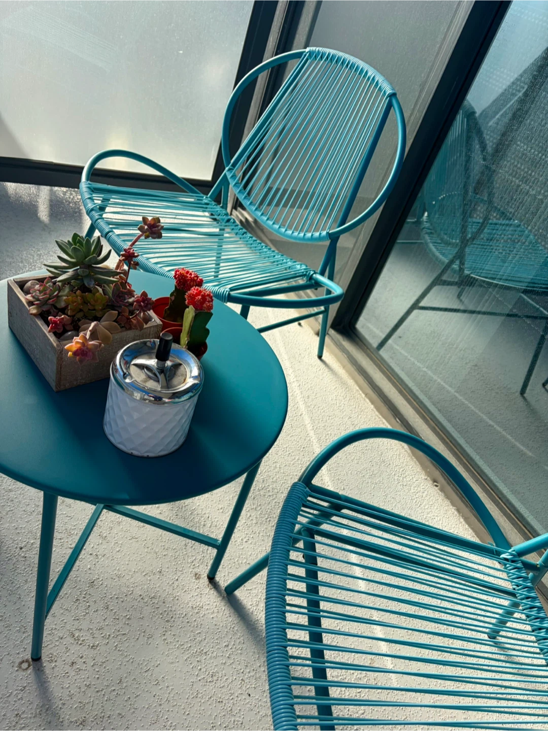 🩵 Outdoor Patio Set – 2 Chairs + Table — $180 CAD - photo 2