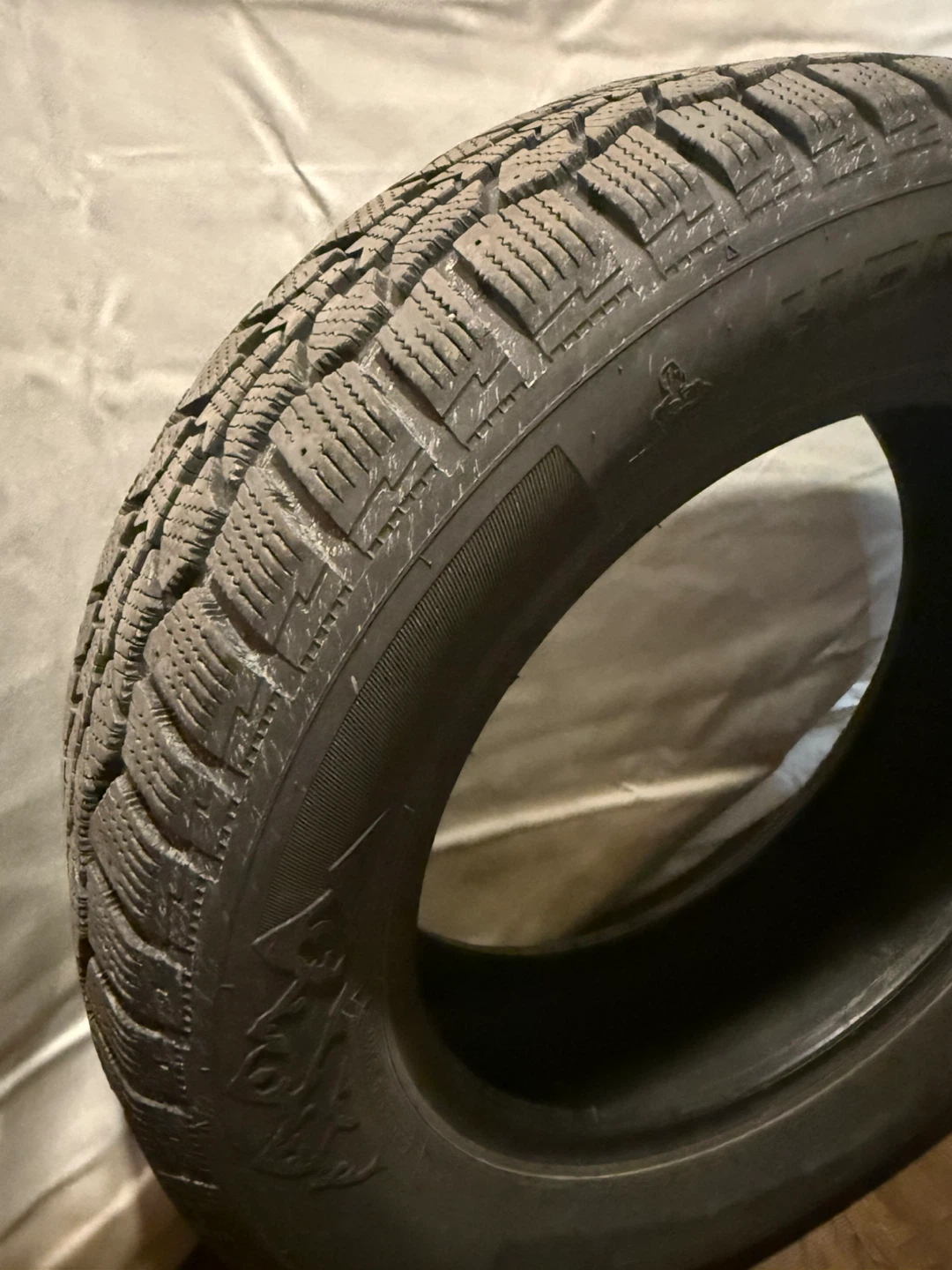 WINTER TIRES - 4 X HERCULES 225 60 R17 - photo 2