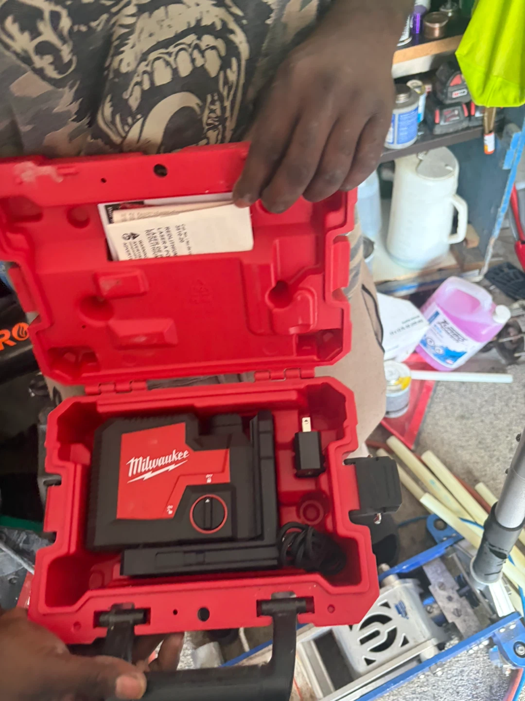 Milwaukee 3510-20 RedLithium Laser Level - photo 3