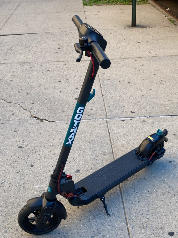 Gotrax Electric Scooter - photo 4