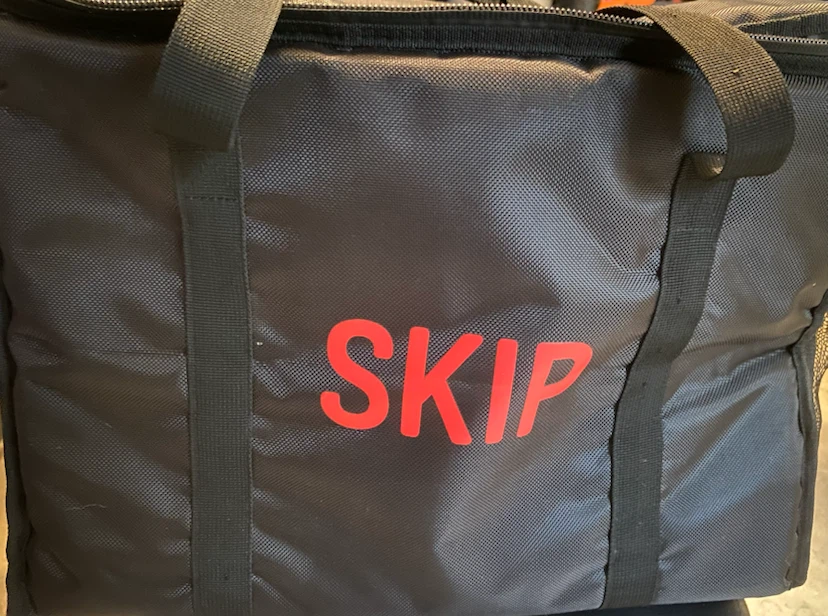 Large SkipTheDishes Insulated Delivery Bag - photo 4