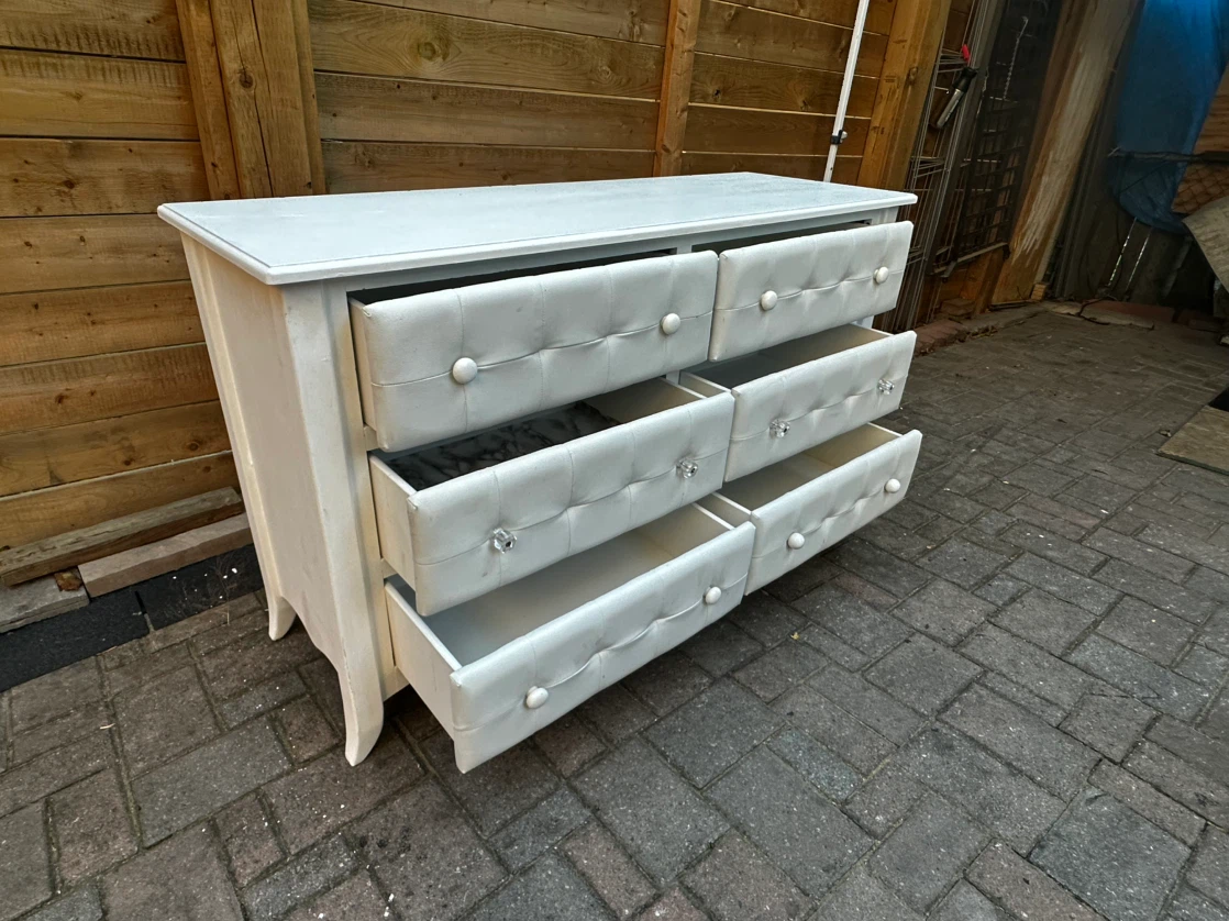 White Tufted 6-Drawer Dresser - photo 2
