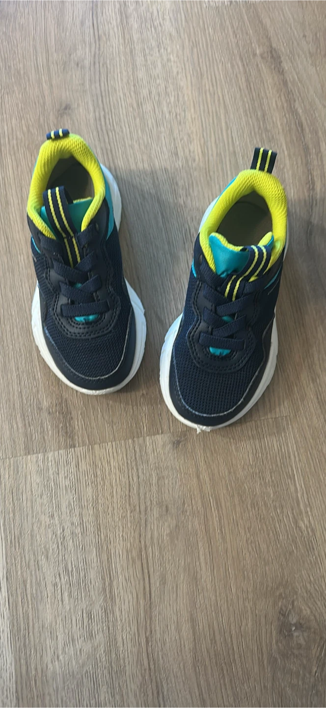 Geox Boys Running Shoes Size 26 - photo 4