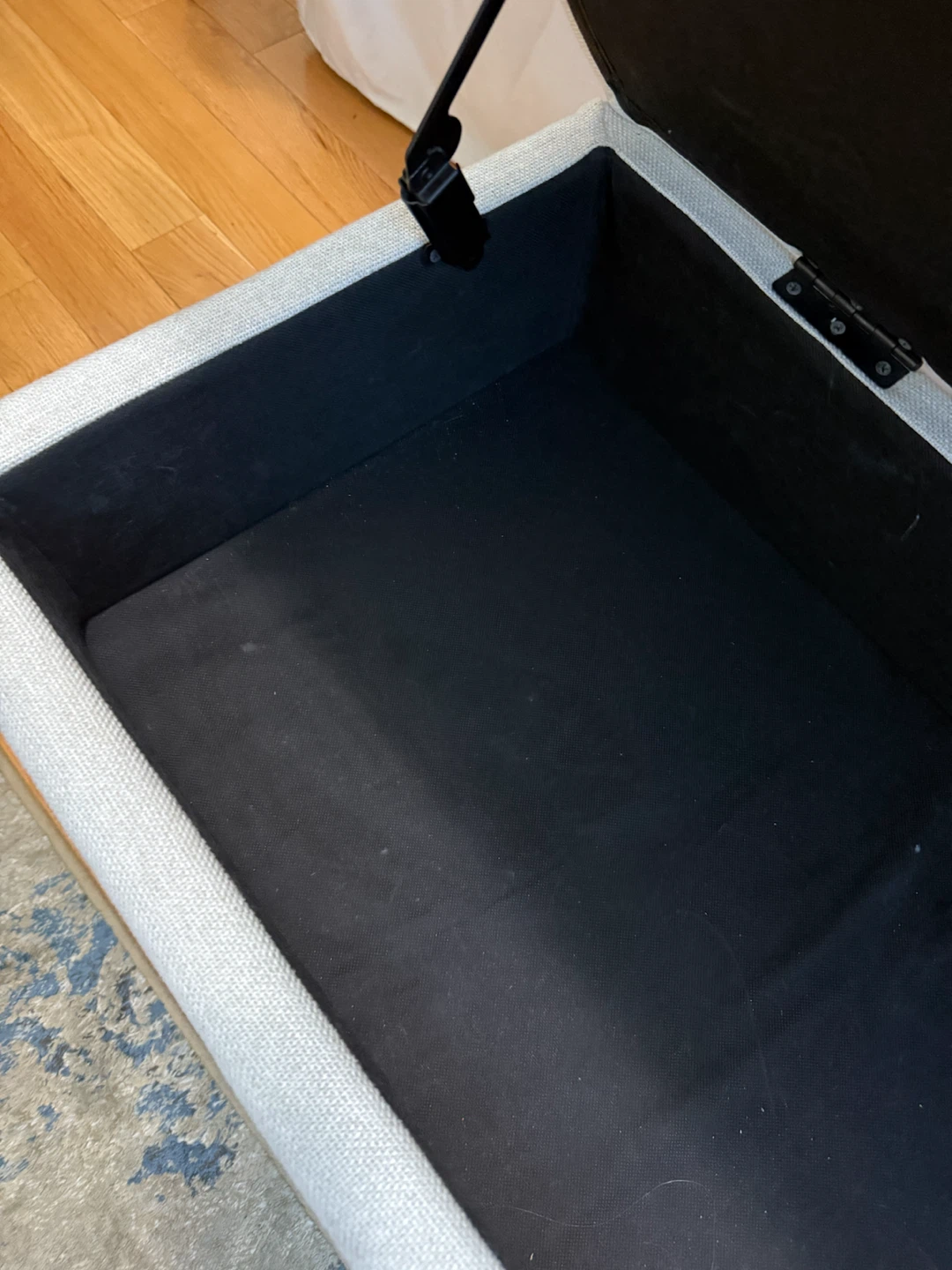 Light Gray Upholstered Storage Bench - photo 4