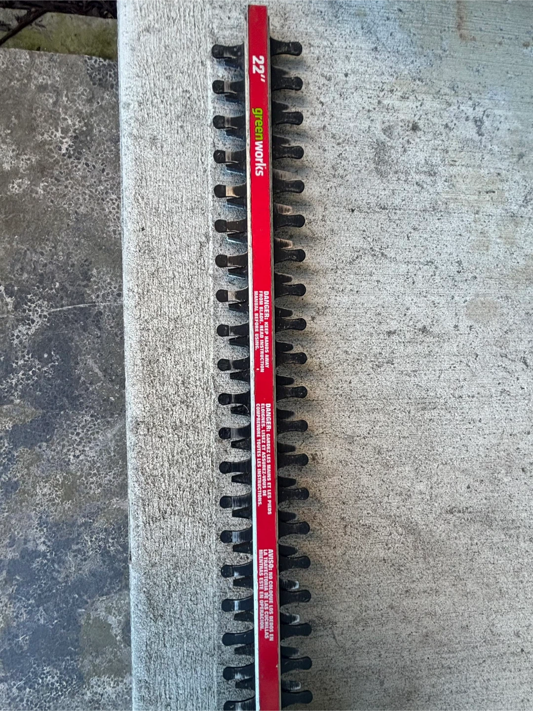 22 inch Corded Electric Hedge Trimmer with Rotating Head - photo 3