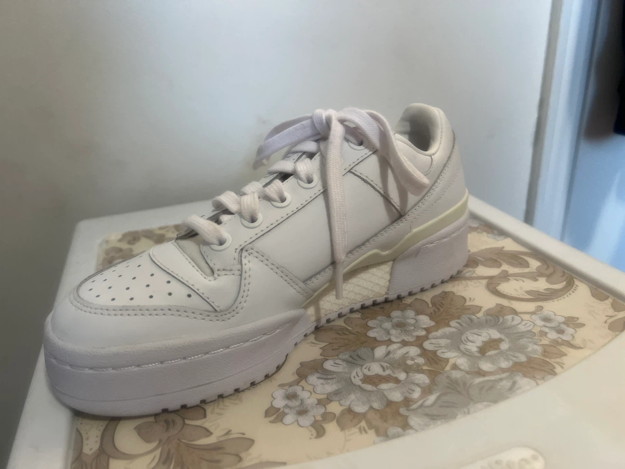 Adidas Forum Bold W Originals – Brand New – Size 5 - photo 3
