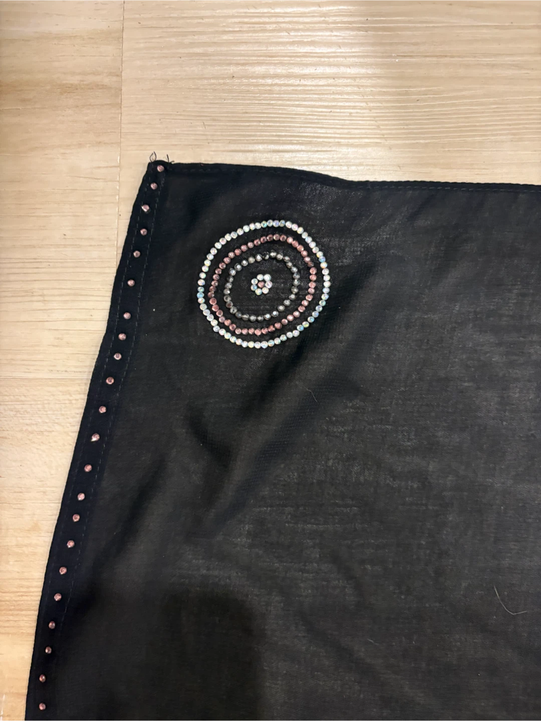 Three scarves/shawls - photo 2