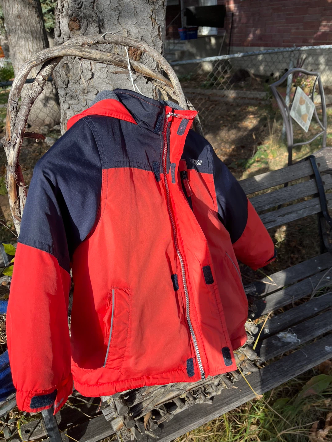 OshKosh B'gosh Winter Jacket- 4T- (Broken Zipper) - photo 4