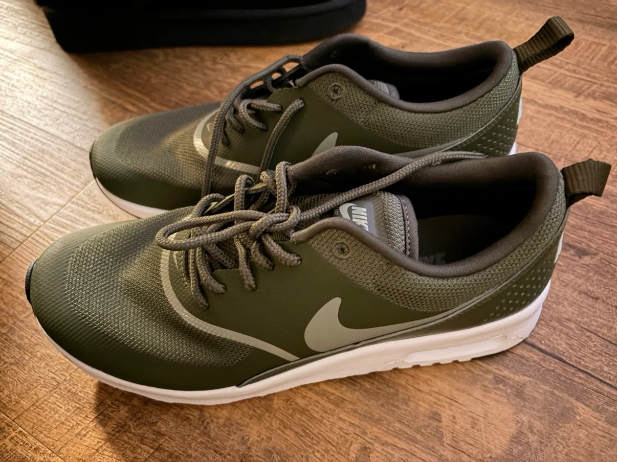 Nike Air Max Thea Cargo Khaki, Size 7 - photo 4