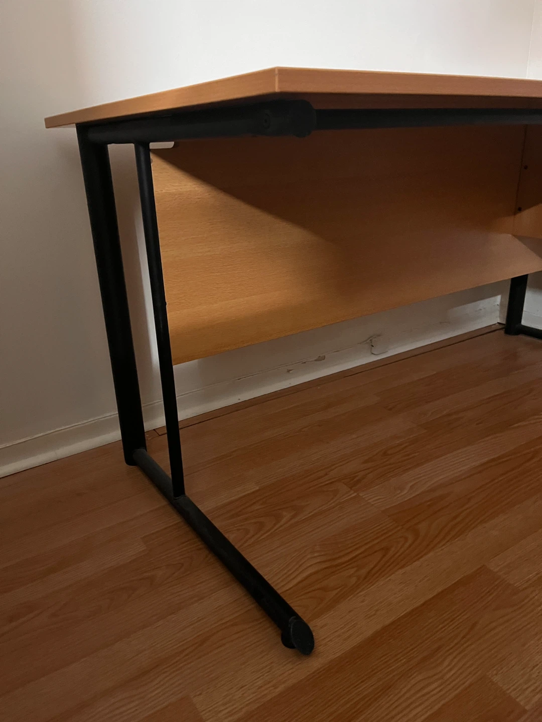 Light Wood Desk with Two Drawers - photo 4