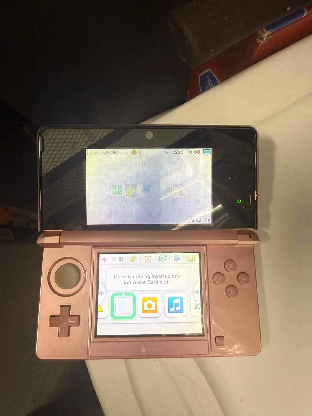 Nintendo 3DS Handheld Console in Pink - photo 2
