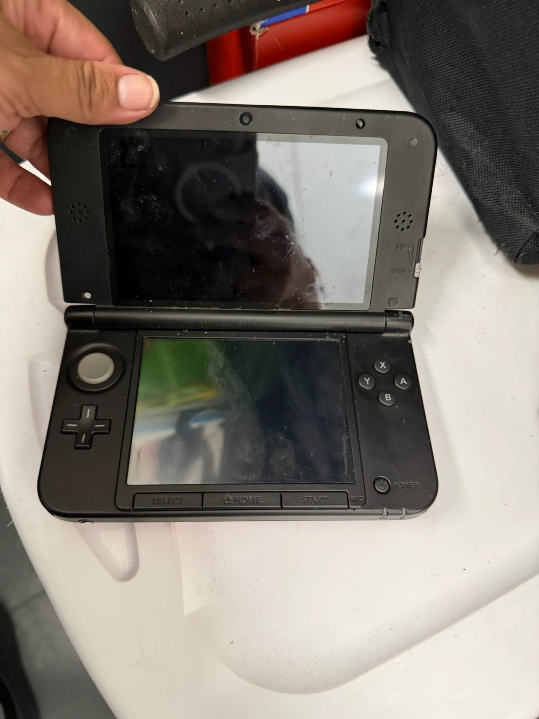 Nintendo 3DS XL Red - photo 2