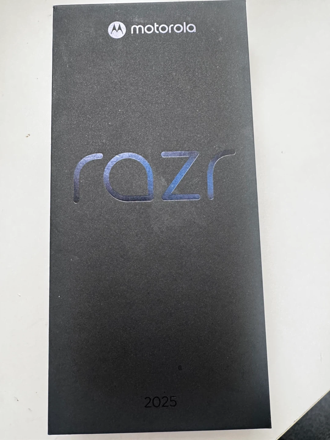 Motorola Razr 2025 8-256G