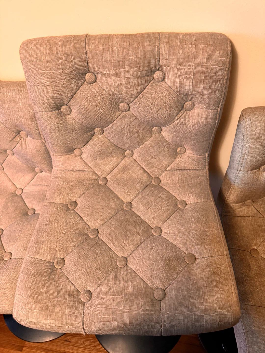 Set of 3 Tufted Fabric Bar Stools - photo 4