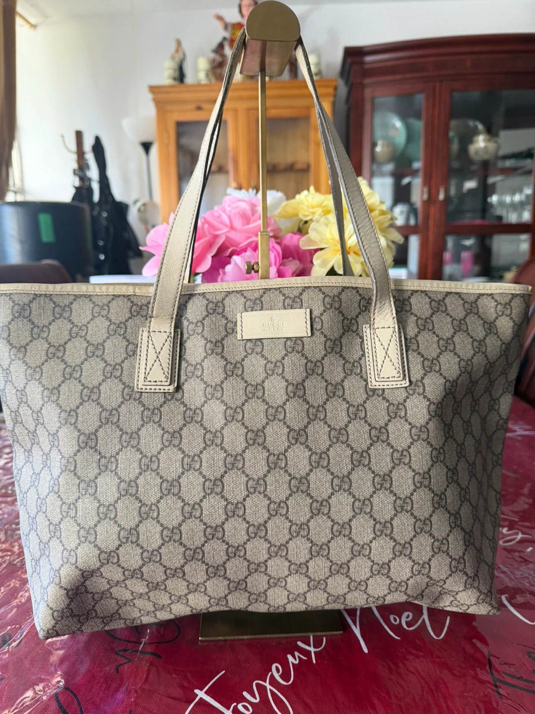 Gucci GG Supreme Tote Bag