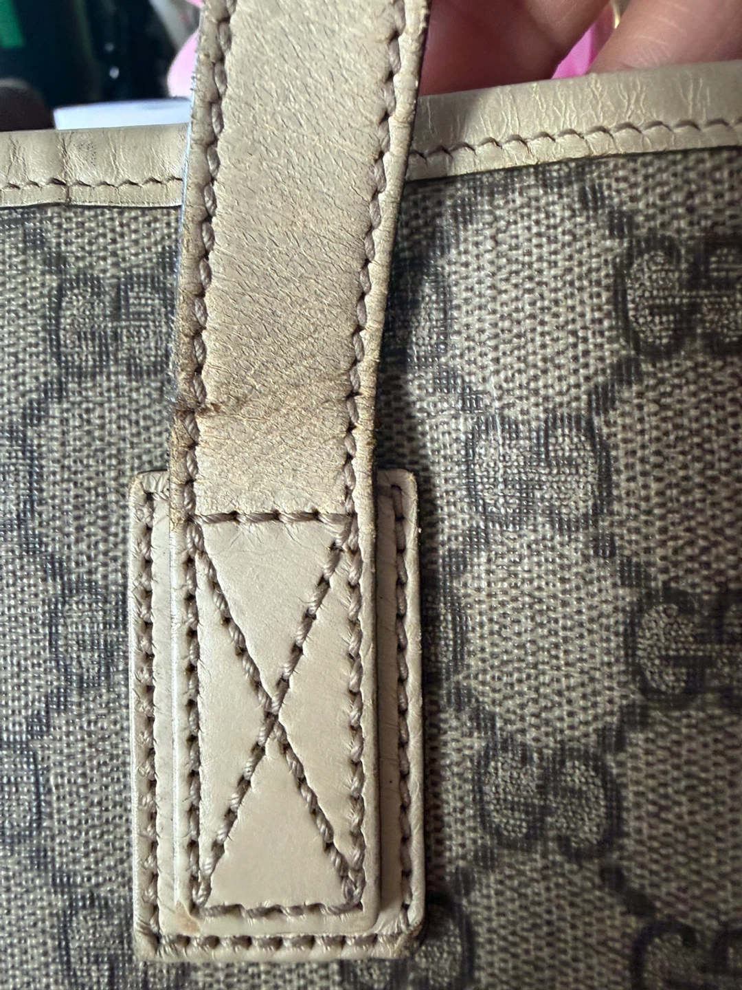 Gucci GG Supreme Tote Bag - photo 2