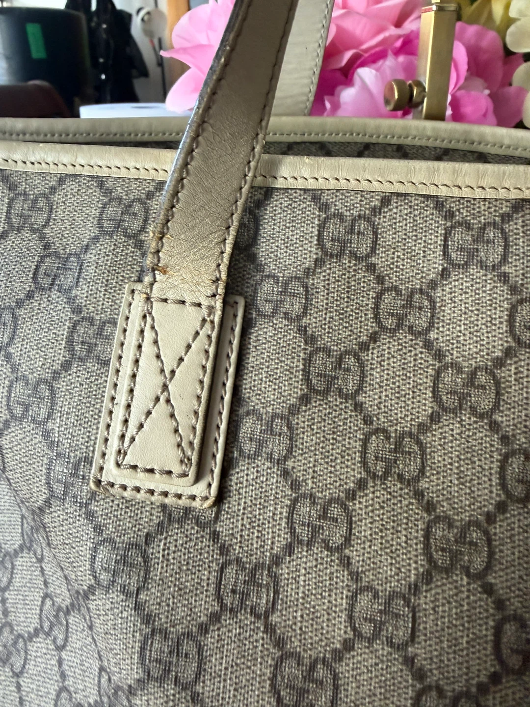 Gucci GG Supreme Tote Bag - photo 5