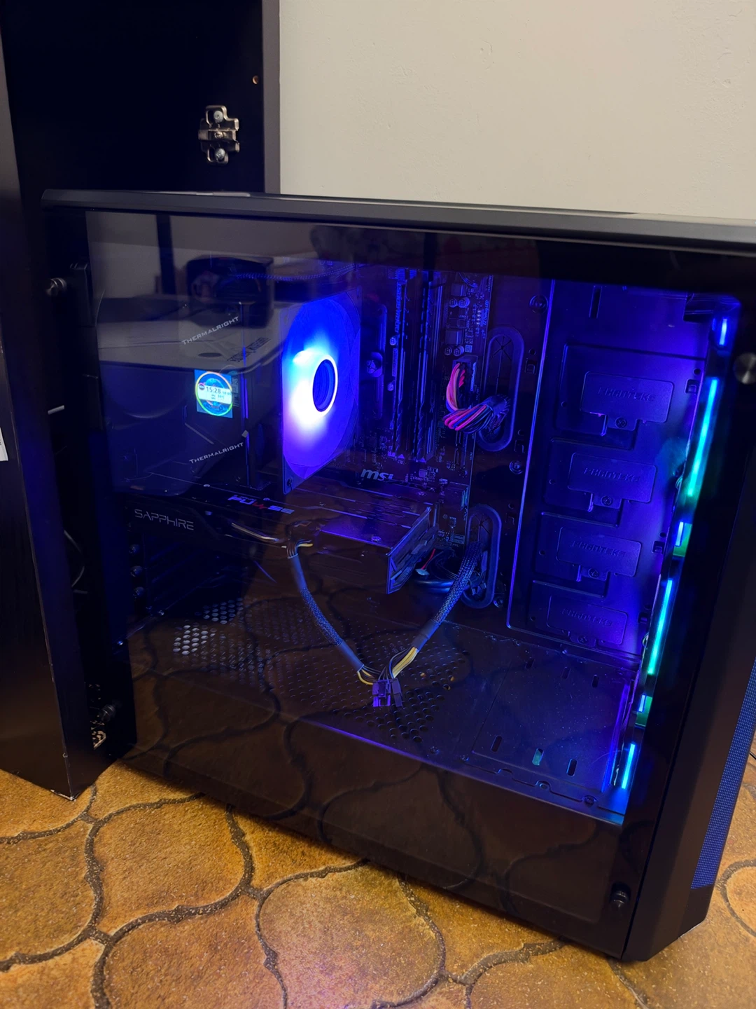Custom Gaming Desktop PC - Ryzen 5 5500, Radeon RX 5600 XT - photo 2