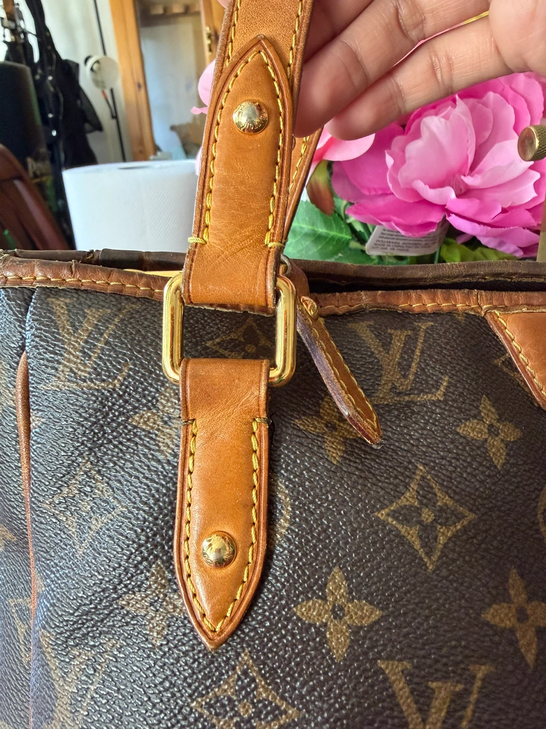 Louis Vuitton Monogram Canvas Handbag - photo 2