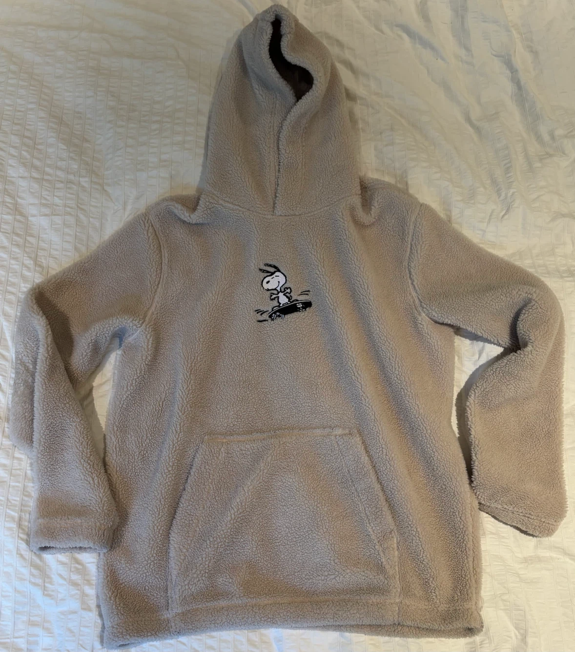 H&M Snoopy Skateboarding Fleece Hoodie Large