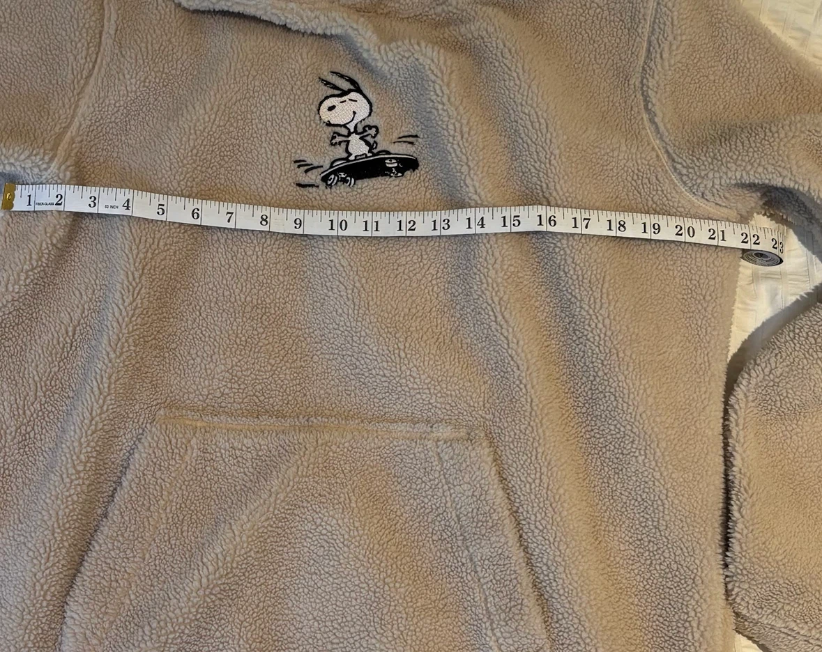 H&M Snoopy Skateboarding Fleece Hoodie Large - photo 5
