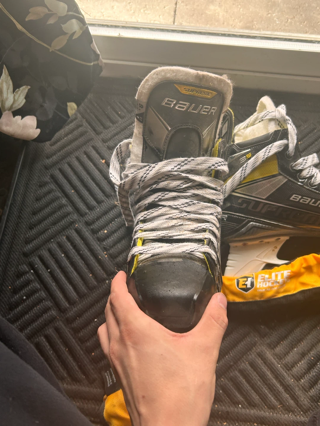 Bauer Supreme 3S Hockey Skates Size 8.5 Fit 1 - photo 2