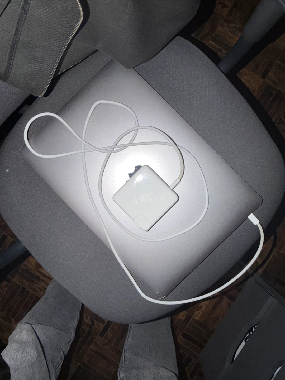 2019 MacBook Pro 16-inch | i7 | 16 GB RAM | 512 GB SSD | Charger - photo 5