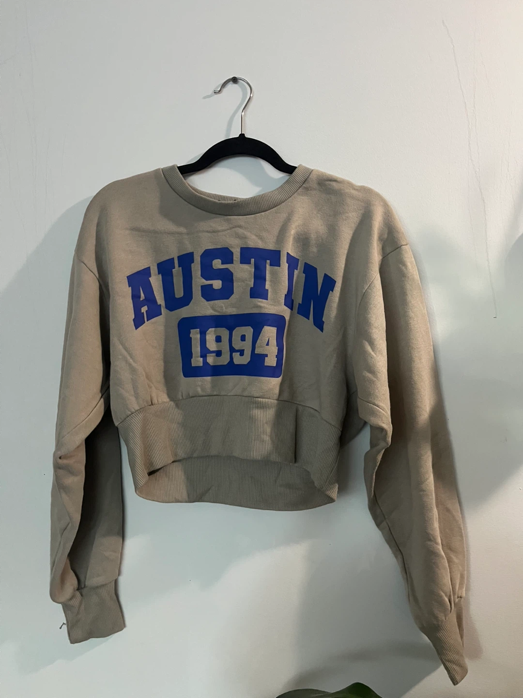 Three piece women's crop top sweater set