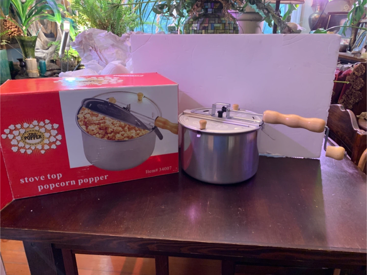 Pro Popper Stove Top Popcorn Popper with Box.