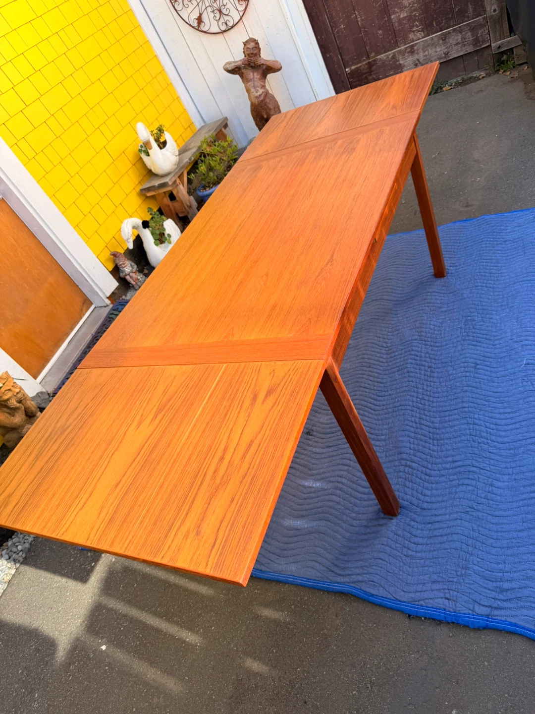 Extendable Teak Dining Table