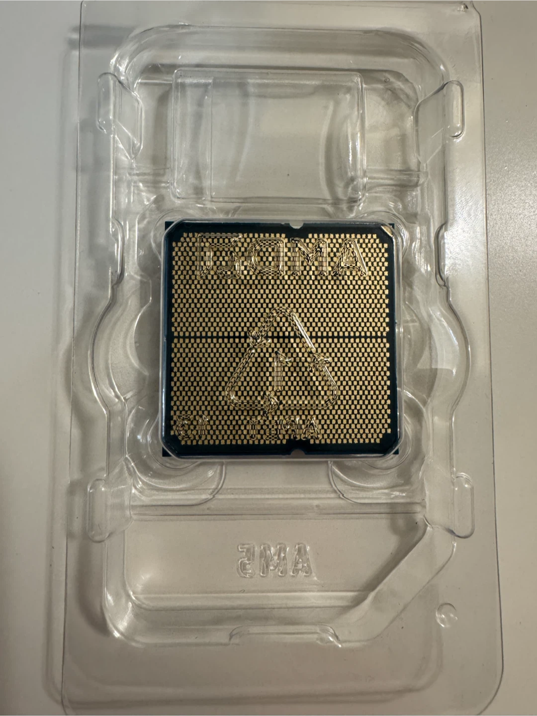 AMD Ryzen 7 8700F CPU - photo 2