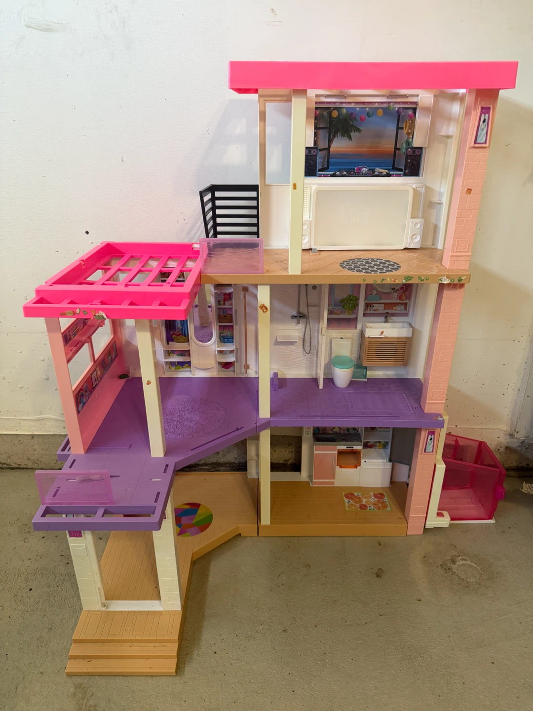 Barbie Malibu House Dollhouse - photo 2