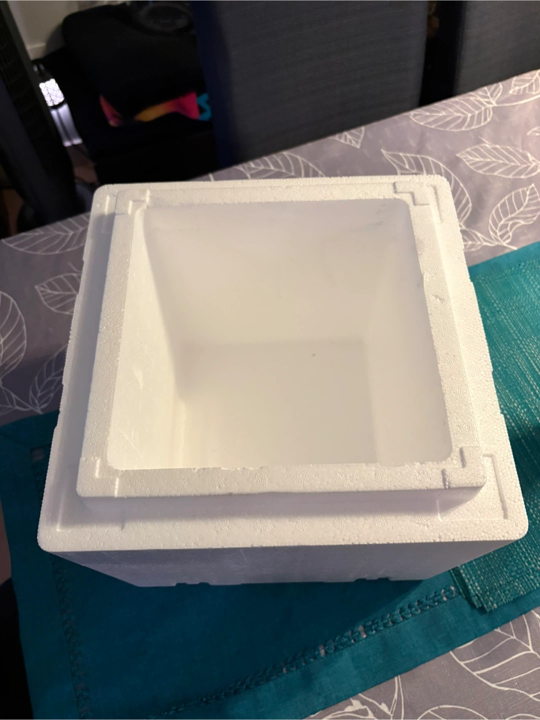 Styrofoam Insulated Box - photo 2