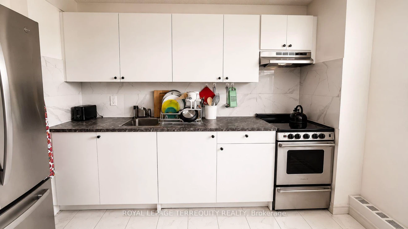 Condo For Rent - photo 3