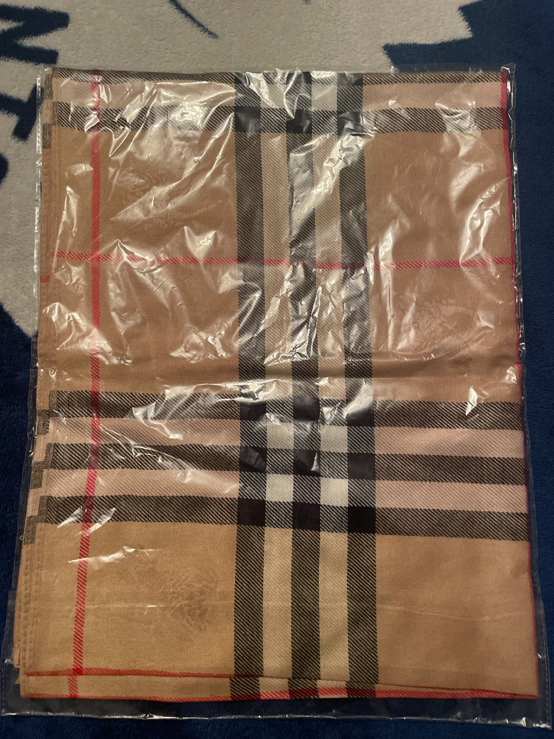 Burberry London Cashmere Scarf - photo 2