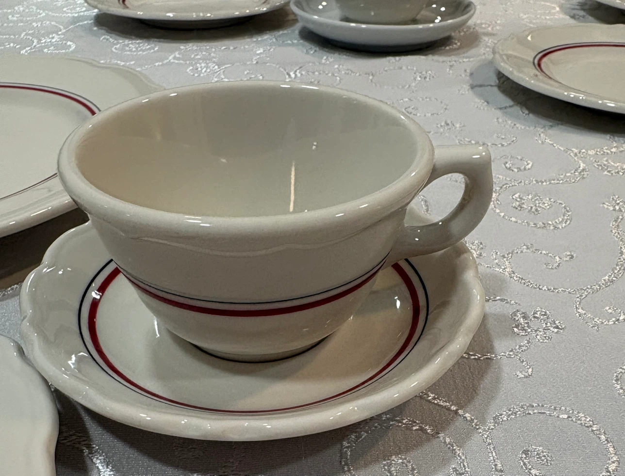 Porcelain  Coffee & Tea Set with Serving Plates 23 Pieces - photo 4