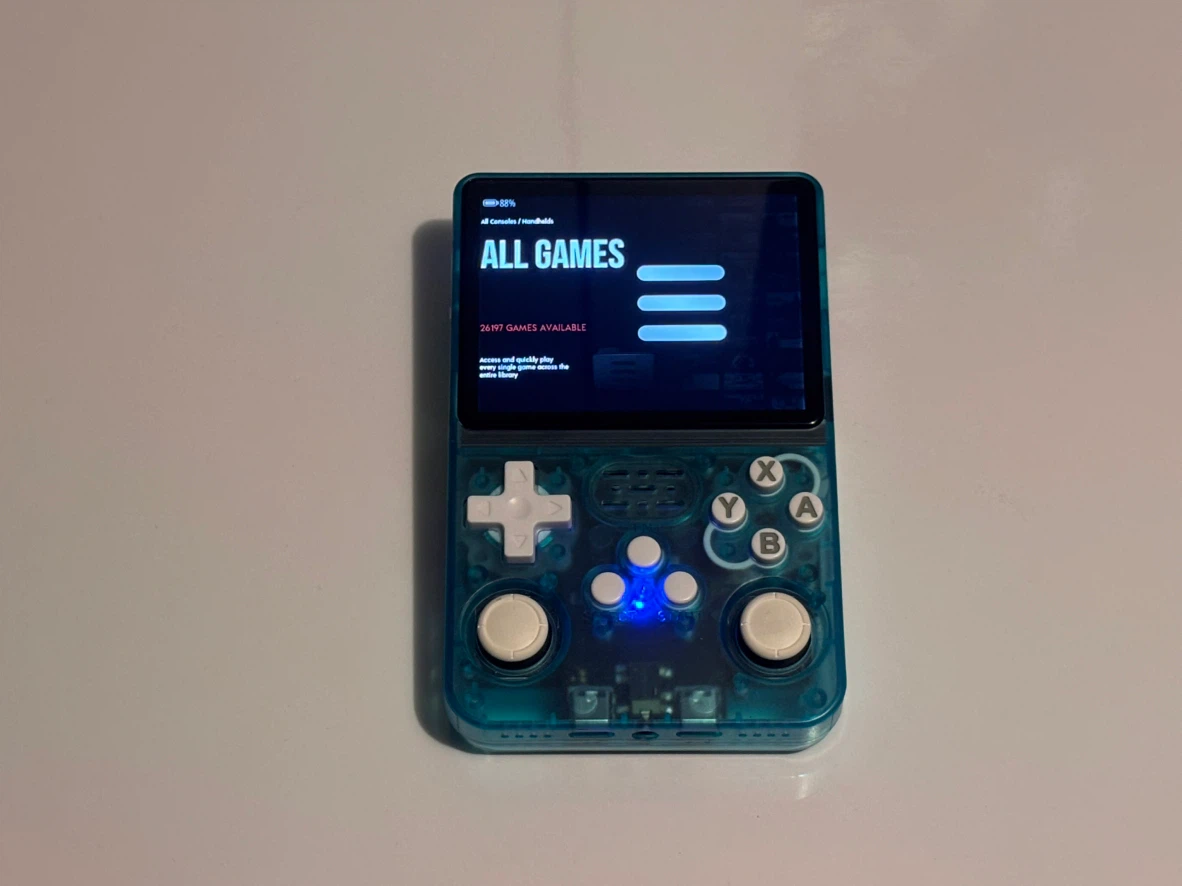 Transparent Blue R36S Handheld Game Console - photo 3