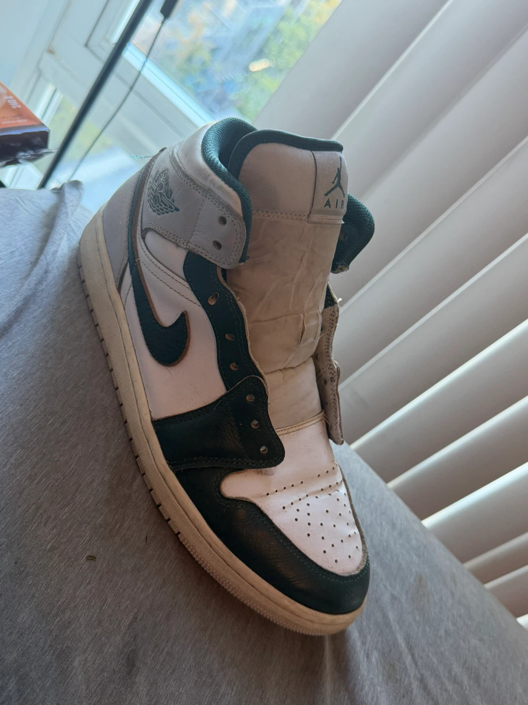 Nike Air Jordan 1 Mid White and Green - photo 2