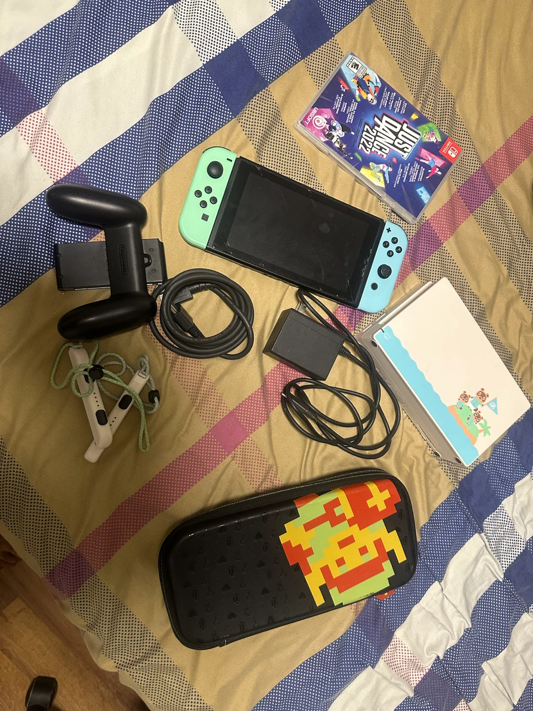 Nintendo Switch Animal Crossing: New Horizons Edition Bundle
