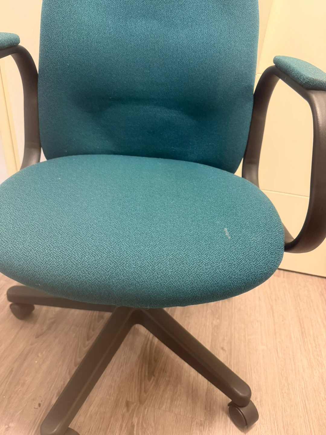 Office chair - photo 3