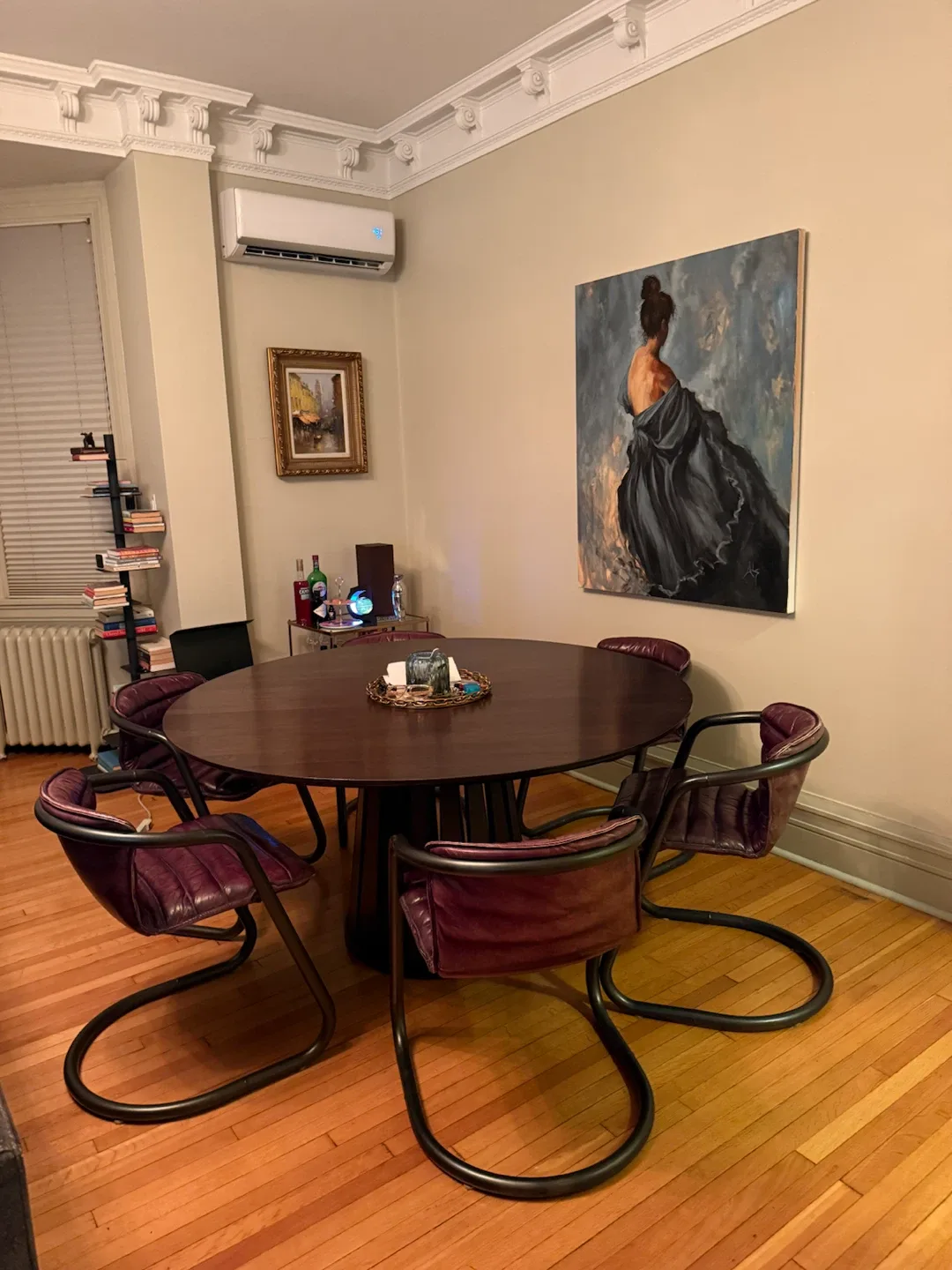 ELTE 7 Piece 60" Walnut Table 6 Leather Chairs – Retail $11,665