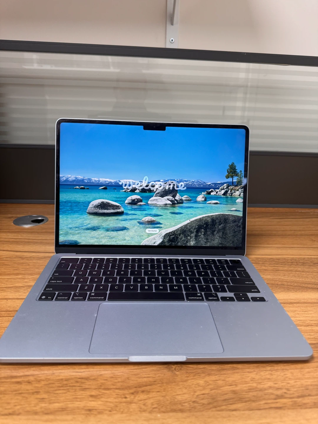 Apple MacBook Air 13-inch M4 2025 - photo 3