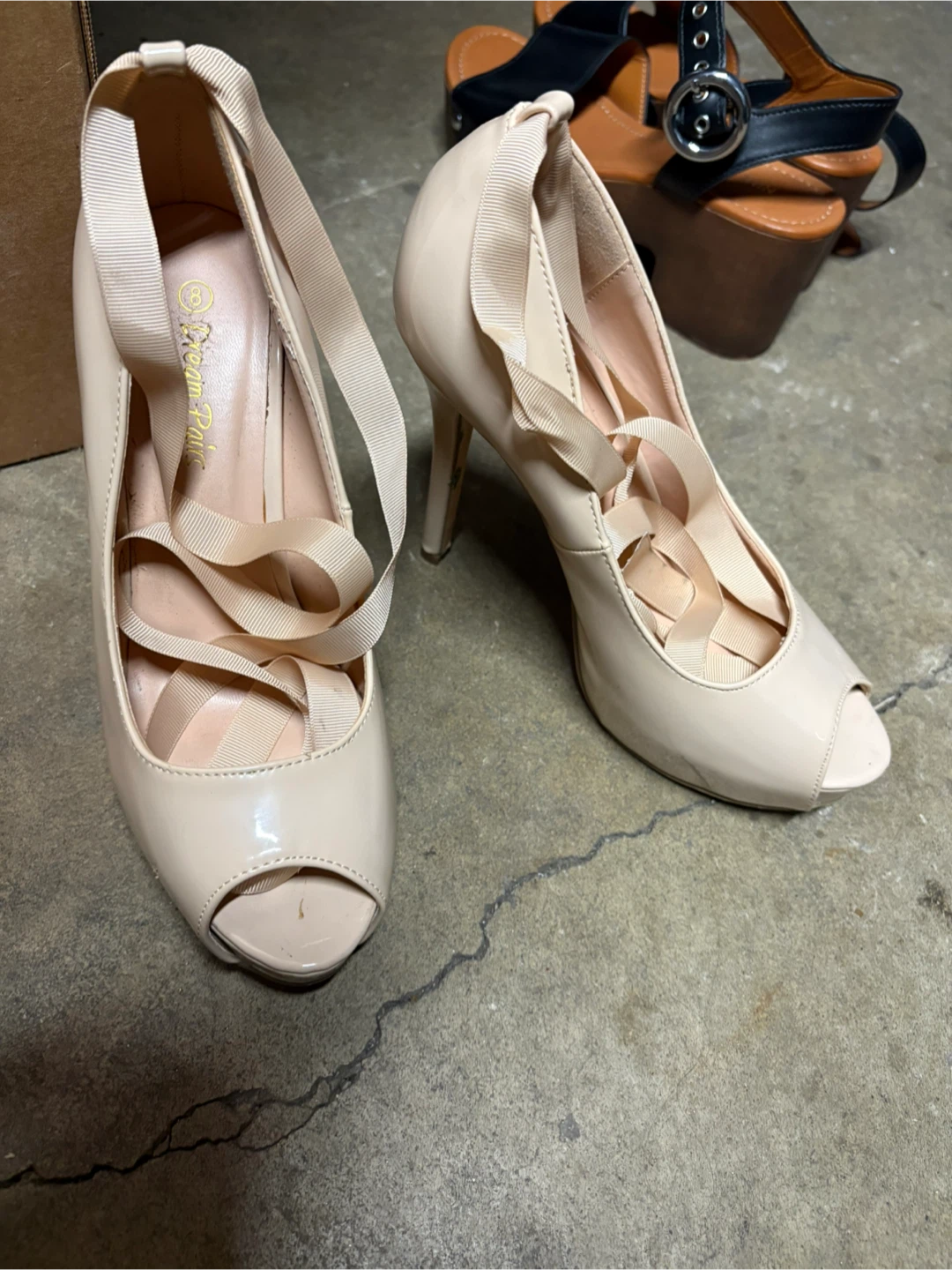Women heels size 8