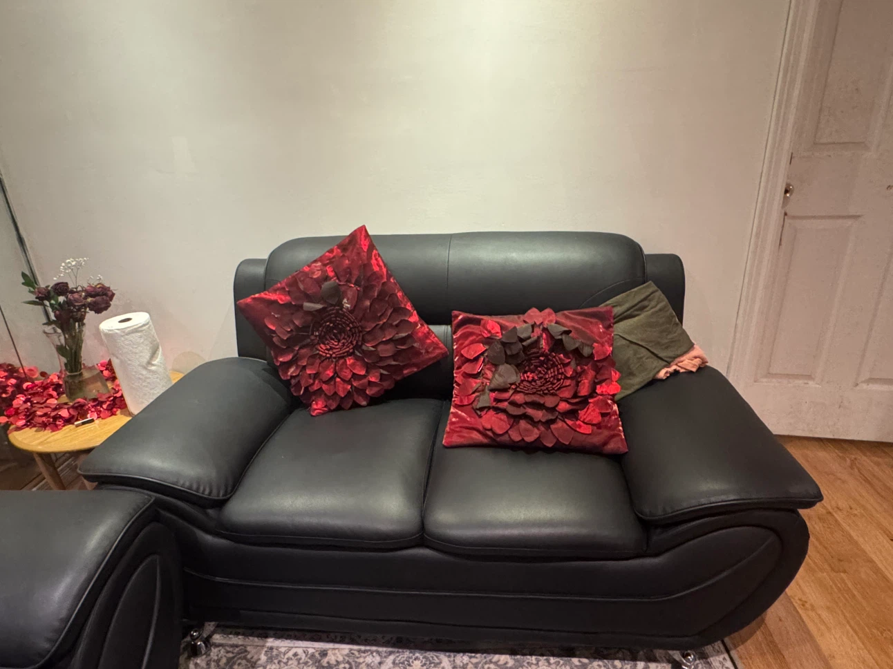 3 Piece Black Leather Sofa Set - photo 2