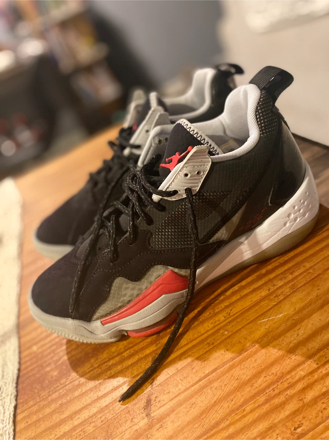 Jordan Legacy 312 Low Black Gym Red - photo 4