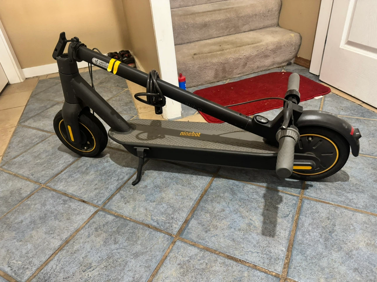 Segway Ninebot Max G30P Electric Scooter - photo 3
