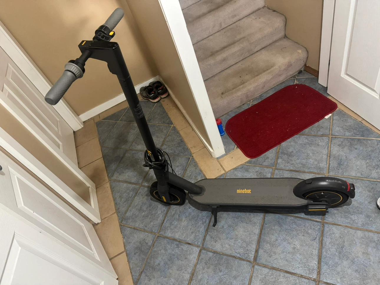 Segway Ninebot Max G30P Electric Scooter - photo 5